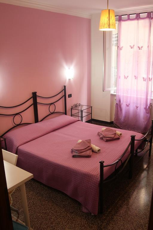 Bed & Breakfast La Rosa Dei Venti Genova Cameră foto